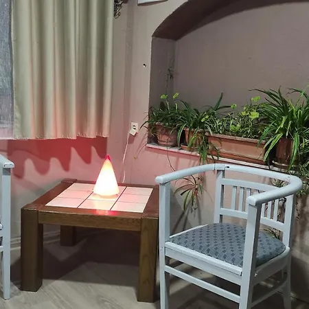 Guest House In Center Korce Gasthuis